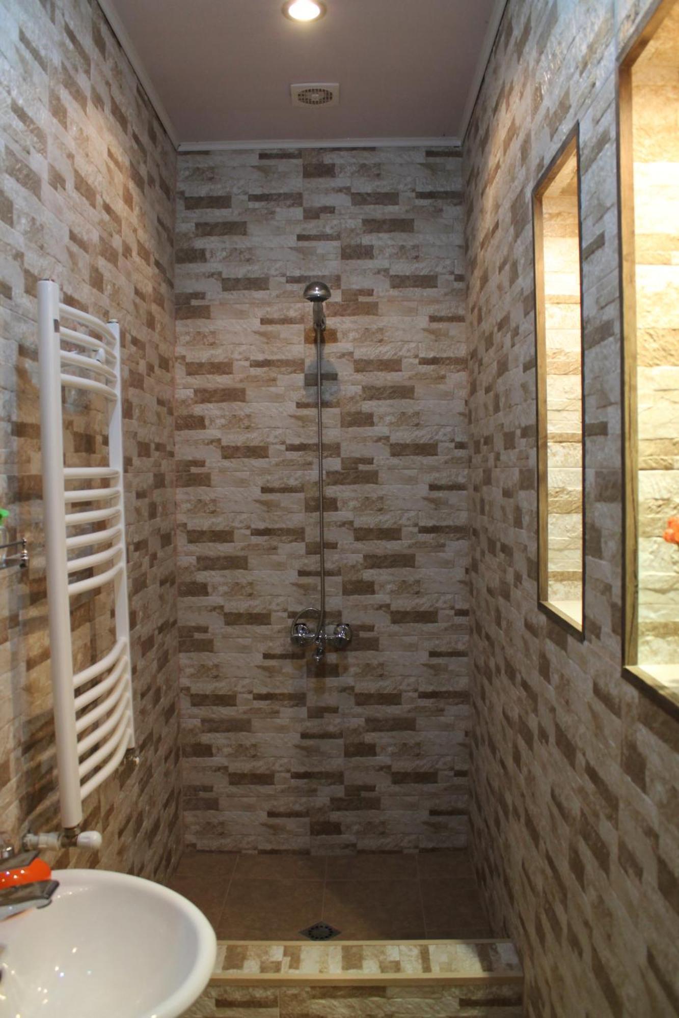 Guesthouse Honeymoon Sighnaghi Ngoại thất bức ảnh