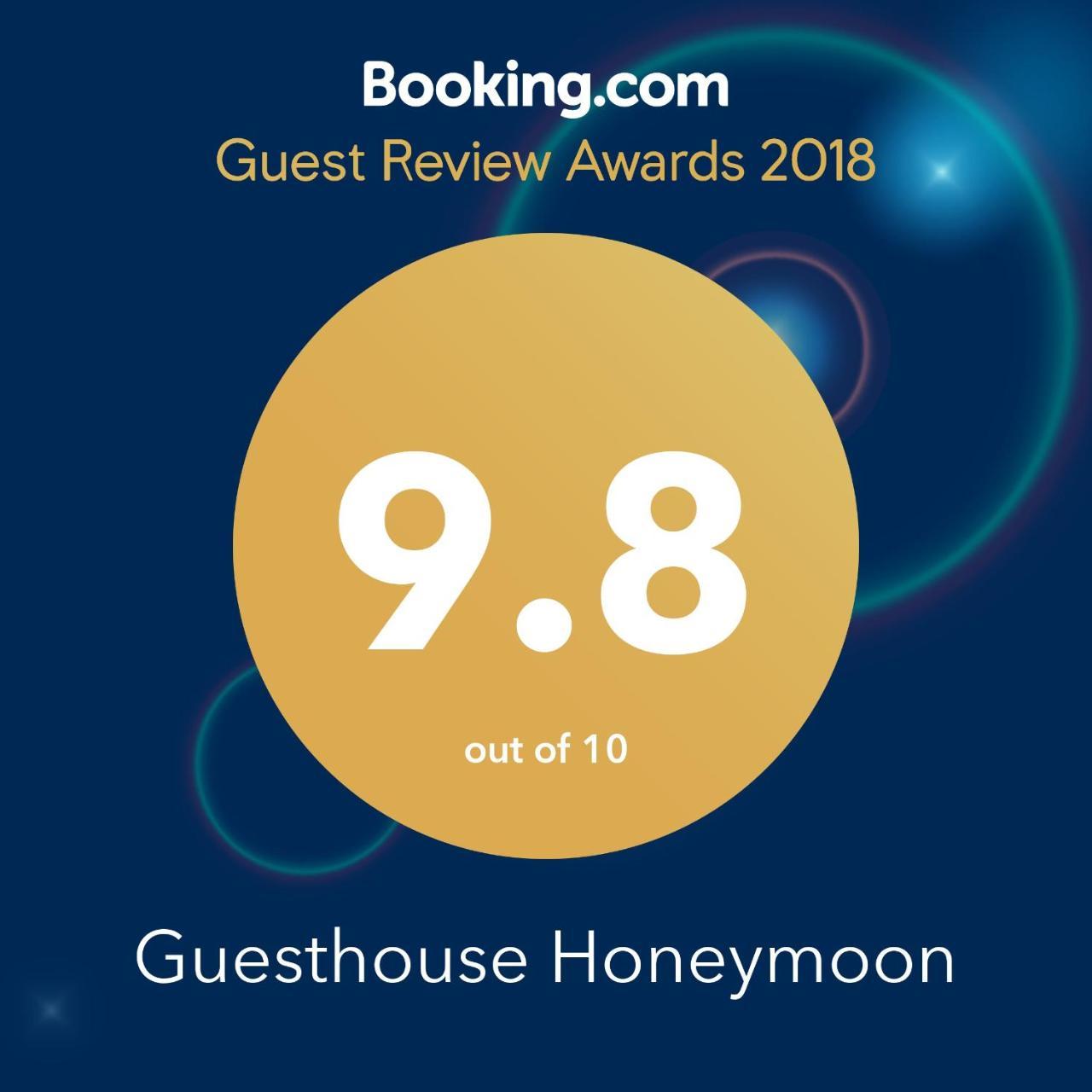 Guesthouse Honeymoon Sighnaghi Ngoại thất bức ảnh